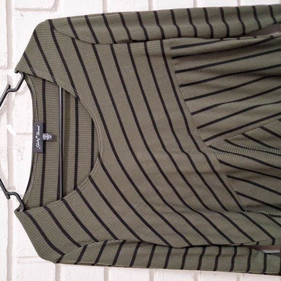 Slinky Brand Olive Striped Asymmetrical Bottom Top. Size Medium NWOT - Picture 2 of 7